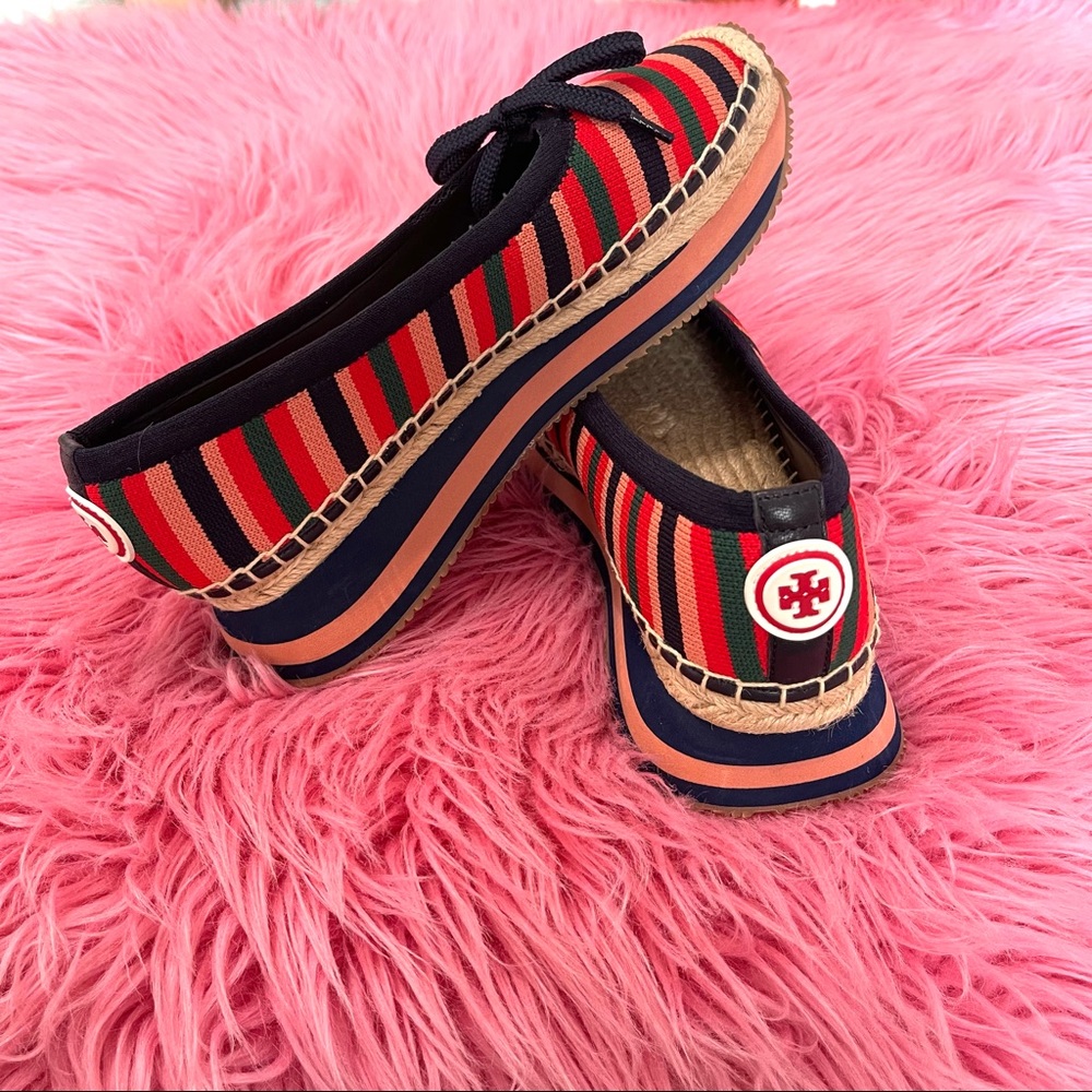 TORY BURCH nwot Womens espadrilles Platform, Size 7 1/2. Brand new, stripes